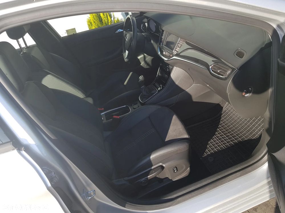 Opel Astra 1.2 T Business Elegance S&S - 9