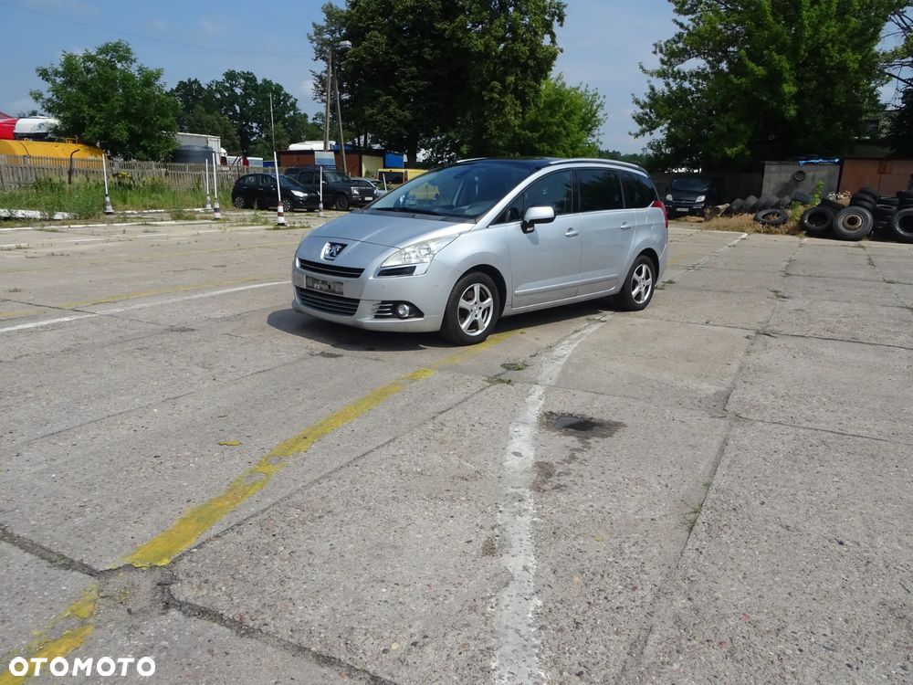 Peugeot 5008 - 2