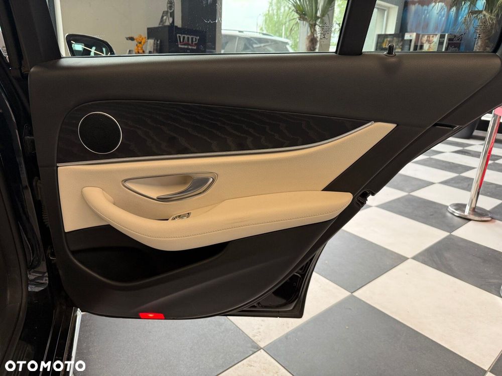 Mercedes-Benz Klasa E - 13