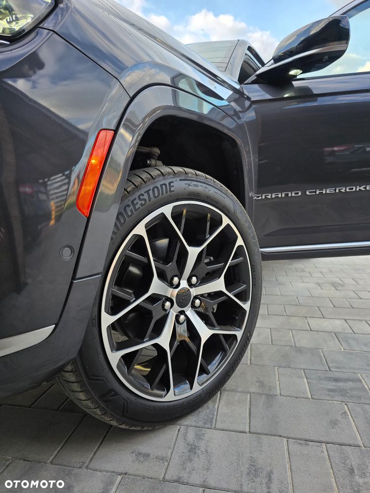 Jeep Grand Cherokee 5.7 V8 HEMI 4WD Automatik Summit - 13