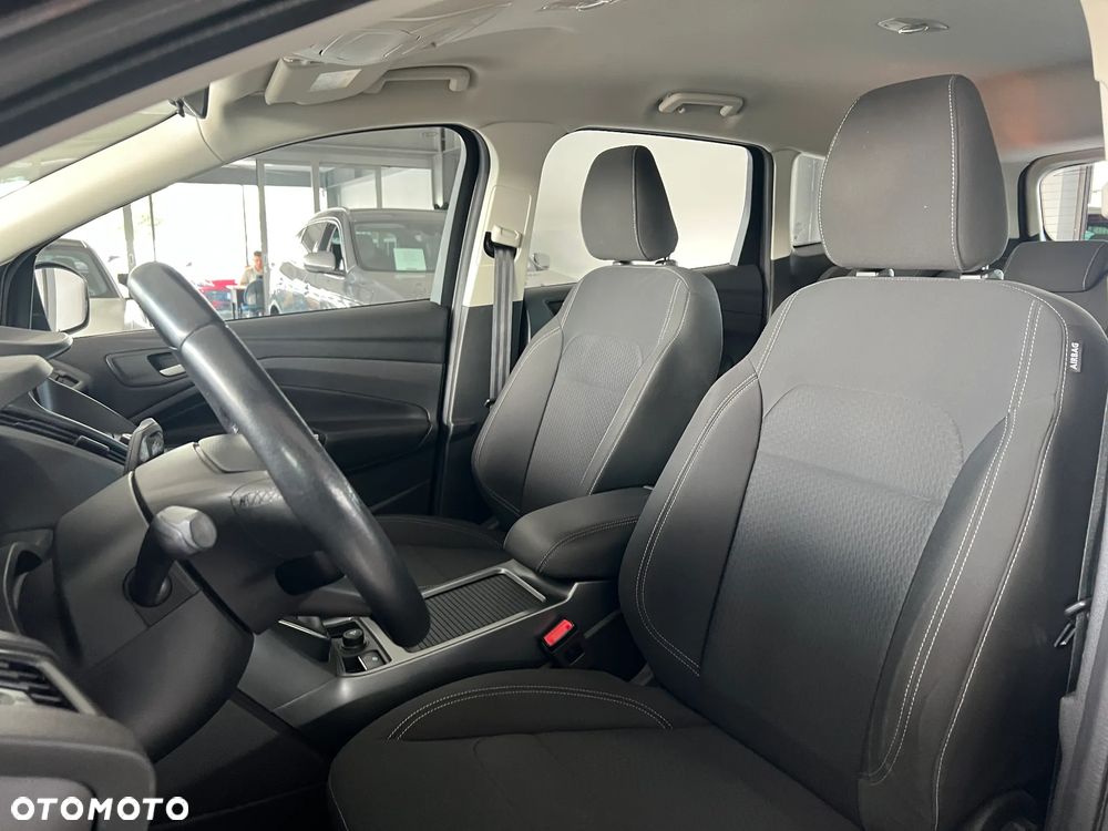 Ford Kuga 2.0 TDCi FWD Titanium - 18