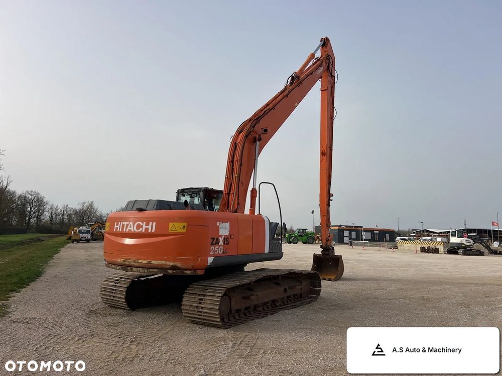 Hitachi ZX250LC-3 - 10