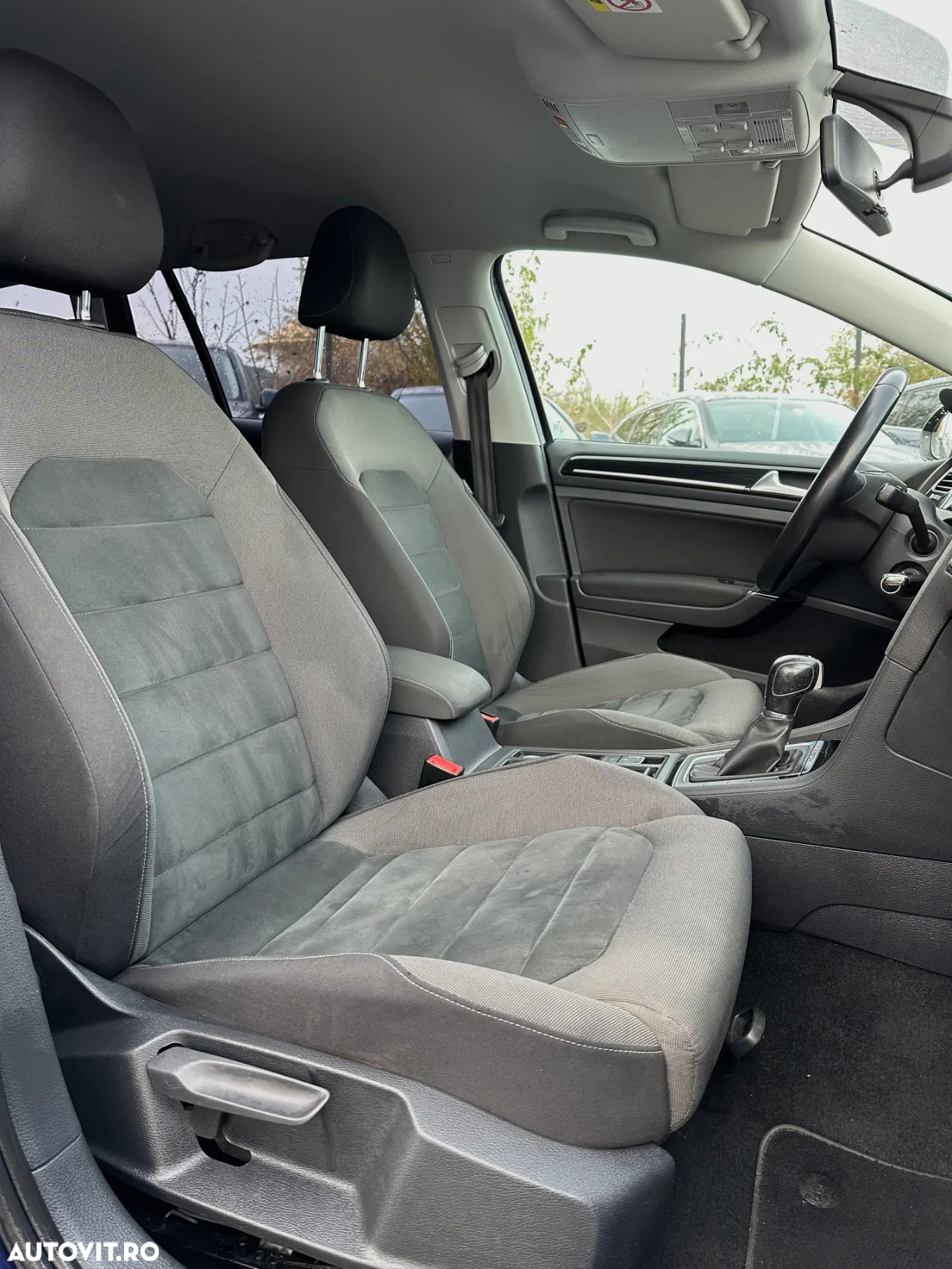 Volkswagen Golf 2.0 TDI DSG 4Motion Highline - 13