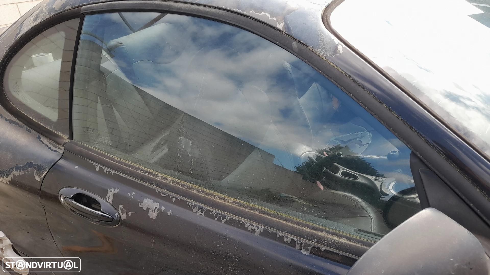 Vidro porta frente direita HYUNDAI Coupé (RD) - 1