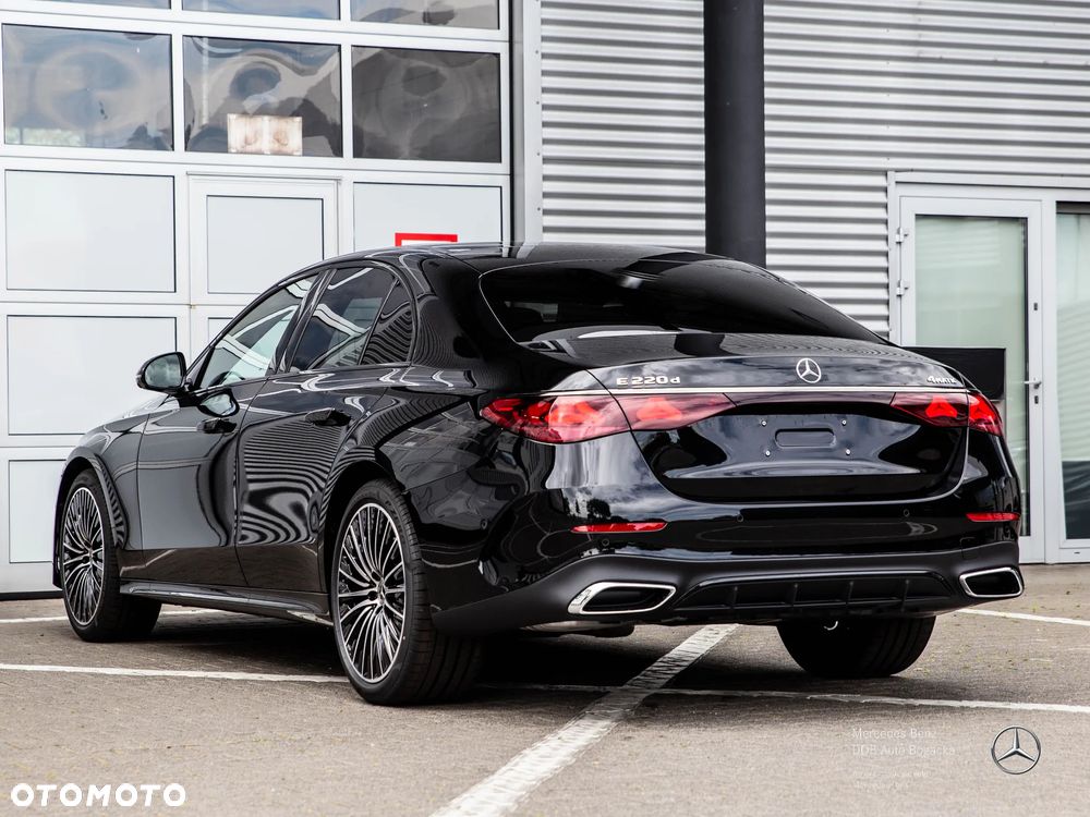 Mercedes-Benz Klasa E 220 d mHEV 4-Matic AMG 9G-Tronic - 5