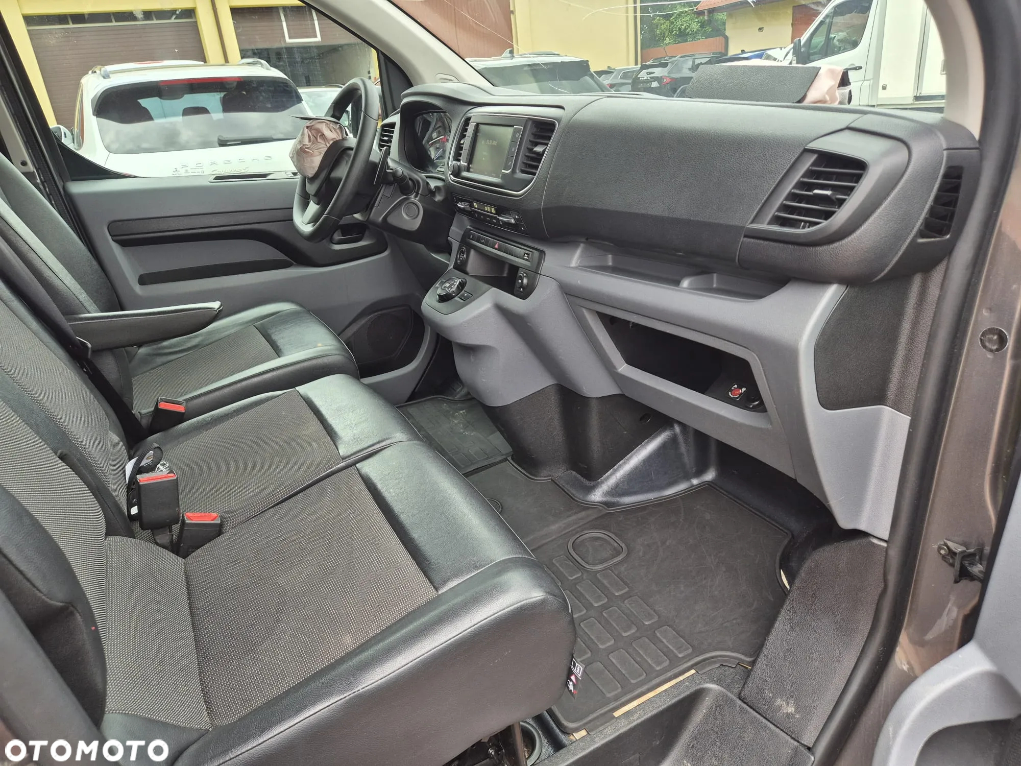 Opel VIVARO 2.0 Automat - 7