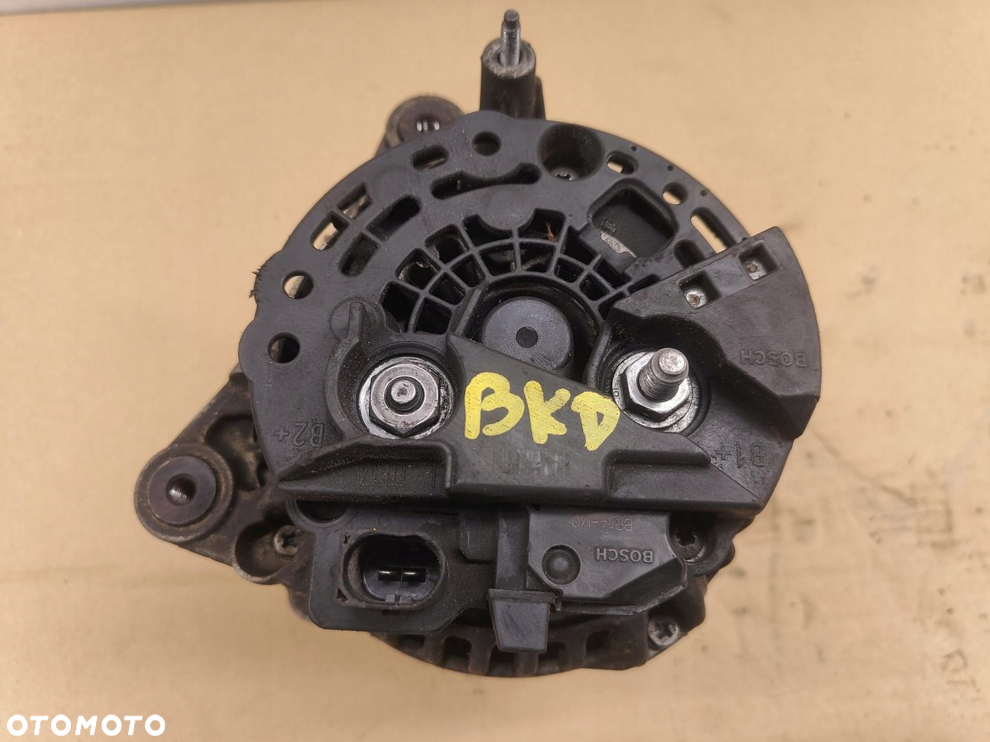 Volkswagen 2.0 06F903023F ALTERNATOR - 2