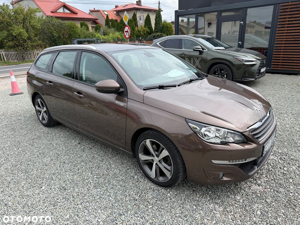 Peugeot 308 BlueHDi 150 EAT6 Stop & Start Business-Line - 19