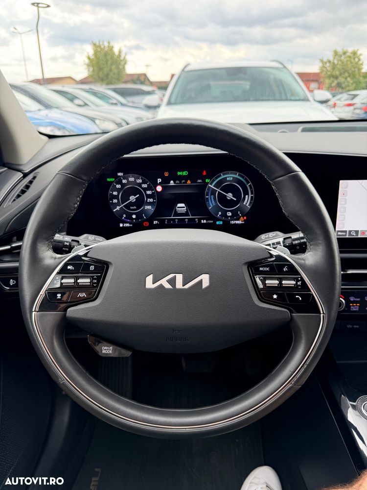 Kia Niro 1.6 GDI PHEV 2WD OPF Aut. Spirit - 8