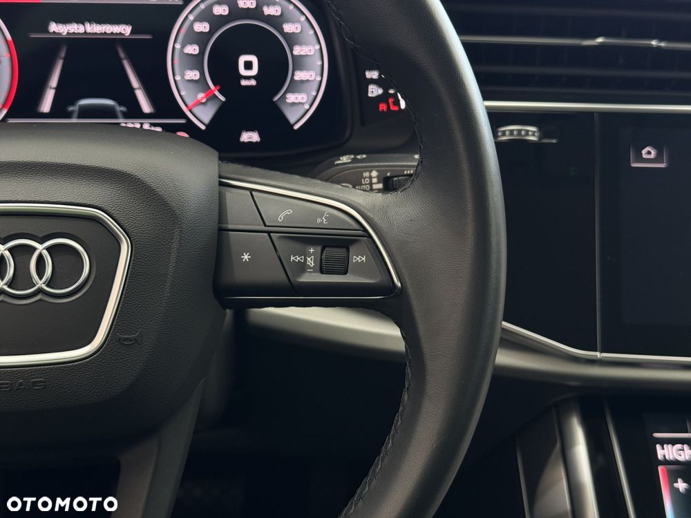 Audi Q7 - 24