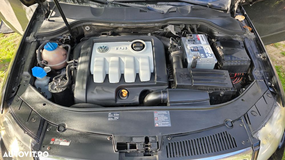 Volkswagen Passat - 15