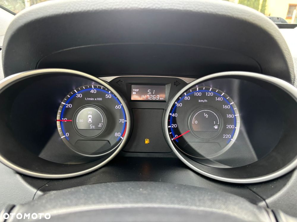 Hyundai ix35 blue 1.6 2WD Finale Gold - 6