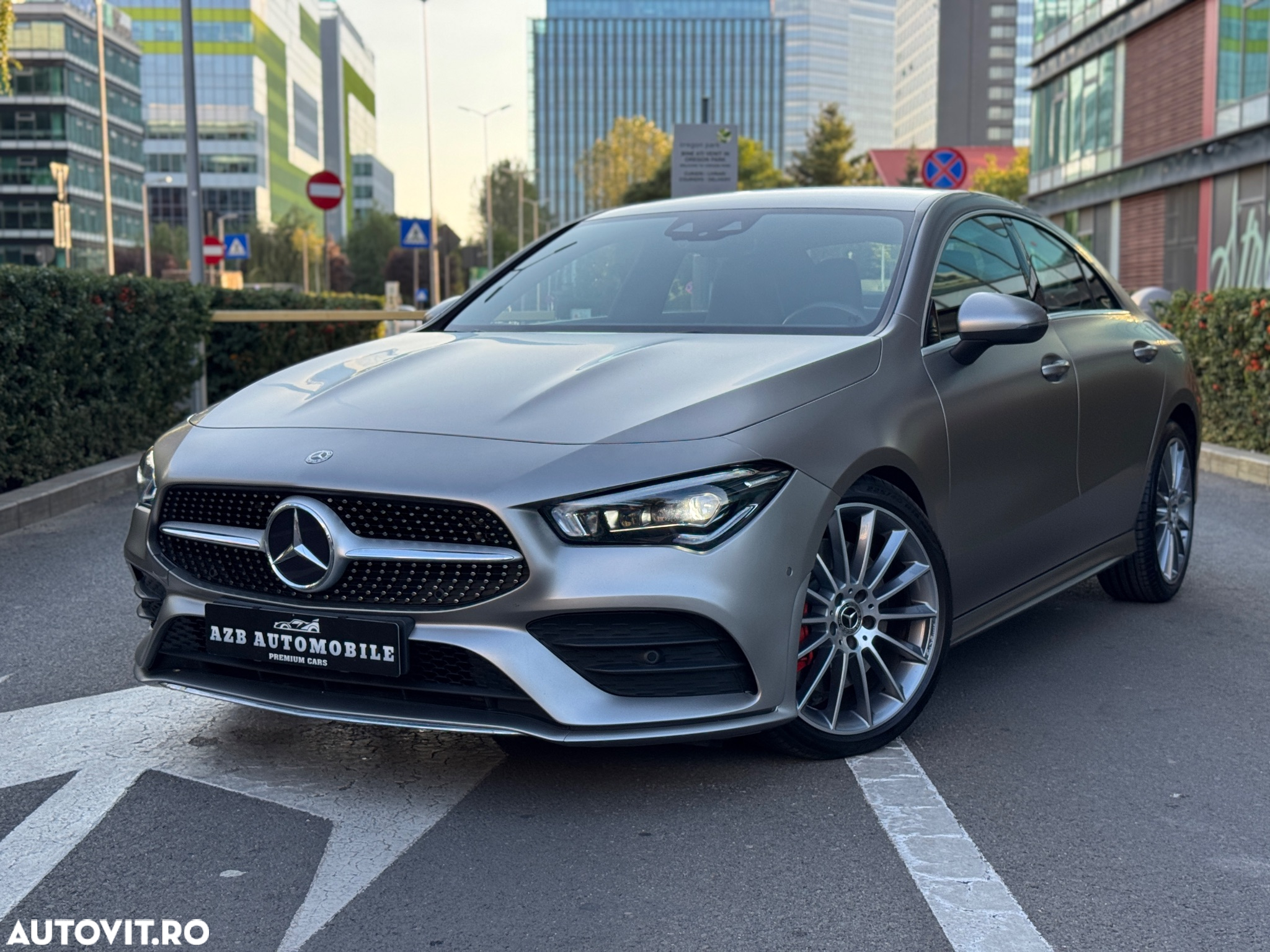 Mercedes-Benz CLA 220 Shooting Brake 7G-DCT AMG Line - 2