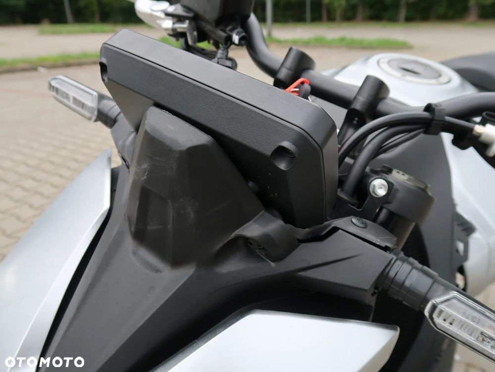 Honda CB - 21