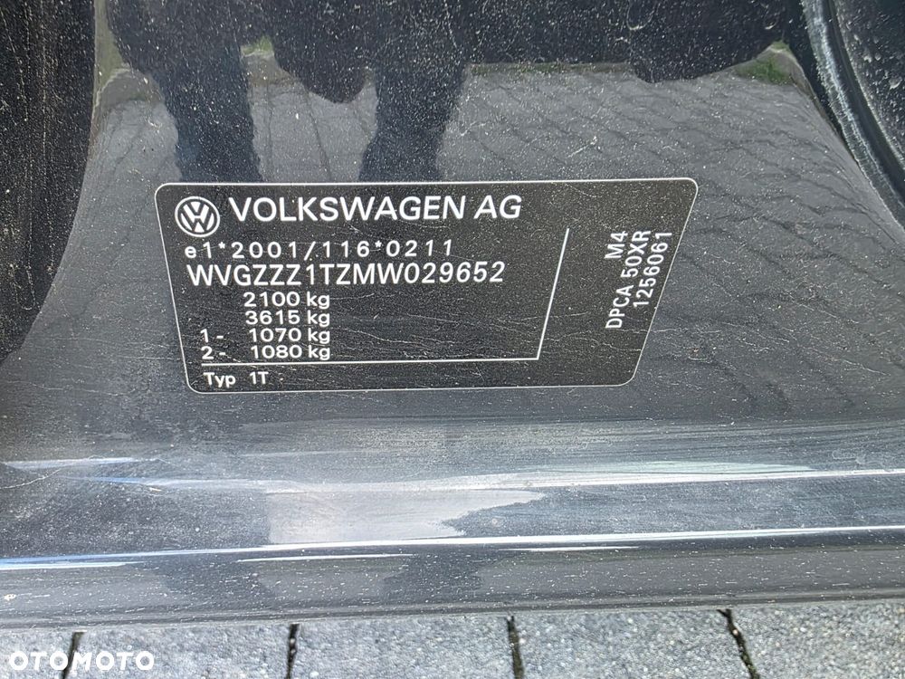 Volkswagen Touran - 21