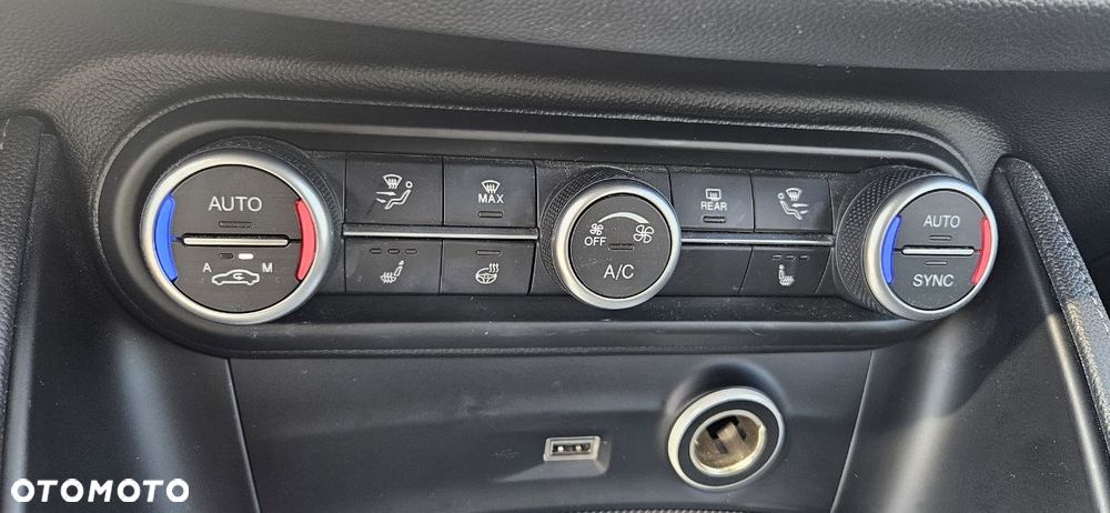 Alfa Romeo Stelvio 2.0 Turbo Veloce Q4 - 25