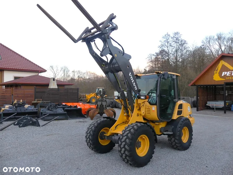 Volvo L25F / Z Niemiec / WAGA / Super Stan / - 39