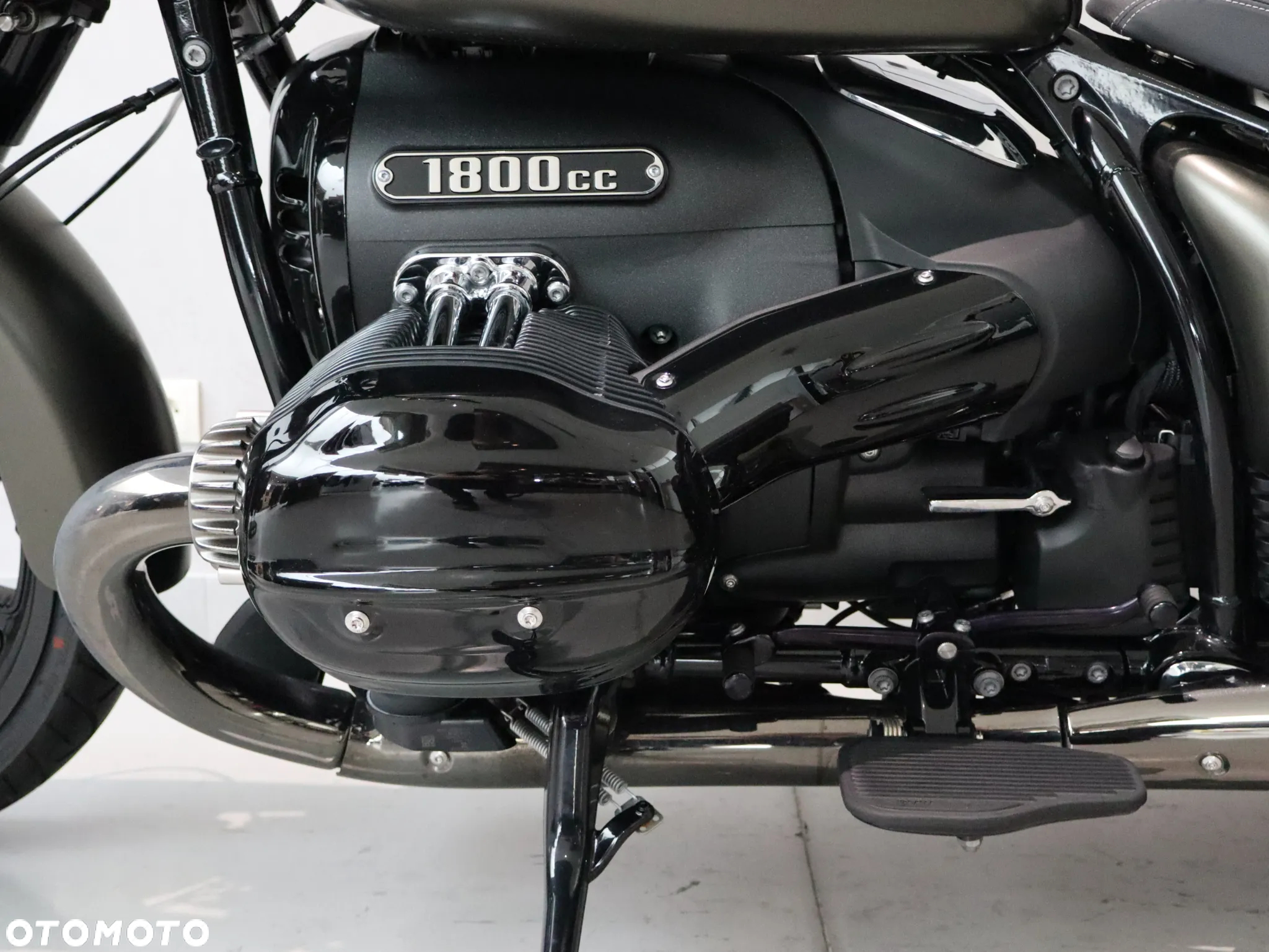 BMW R - 9
