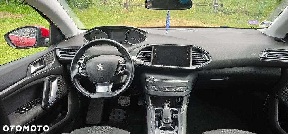 Peugeot 308 PureTech 130 GPF EAT8 Stop & Start Allure - 11