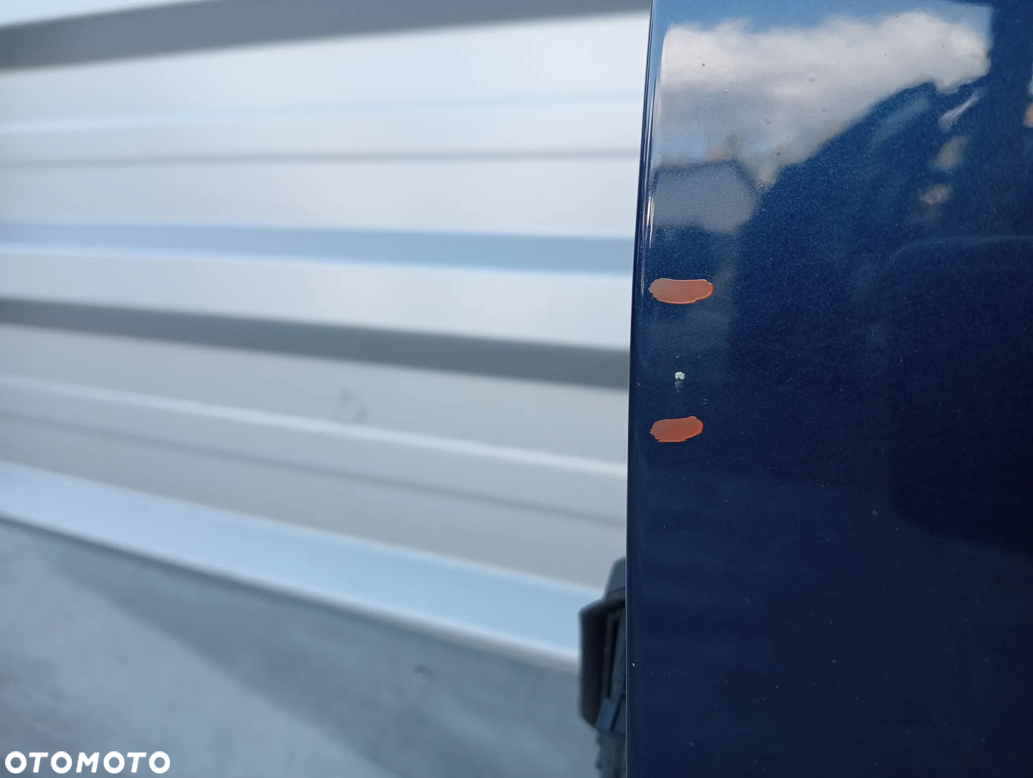 BMW E90 DRZWI A76 TIEFSEBLAU - 13