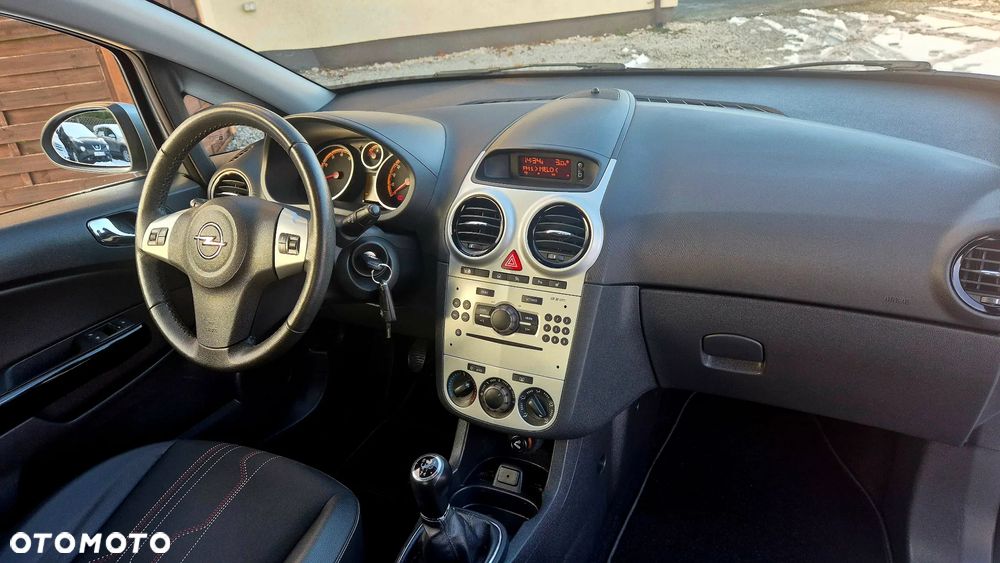 Opel Corsa 1.4 16V Limited Edition - 13