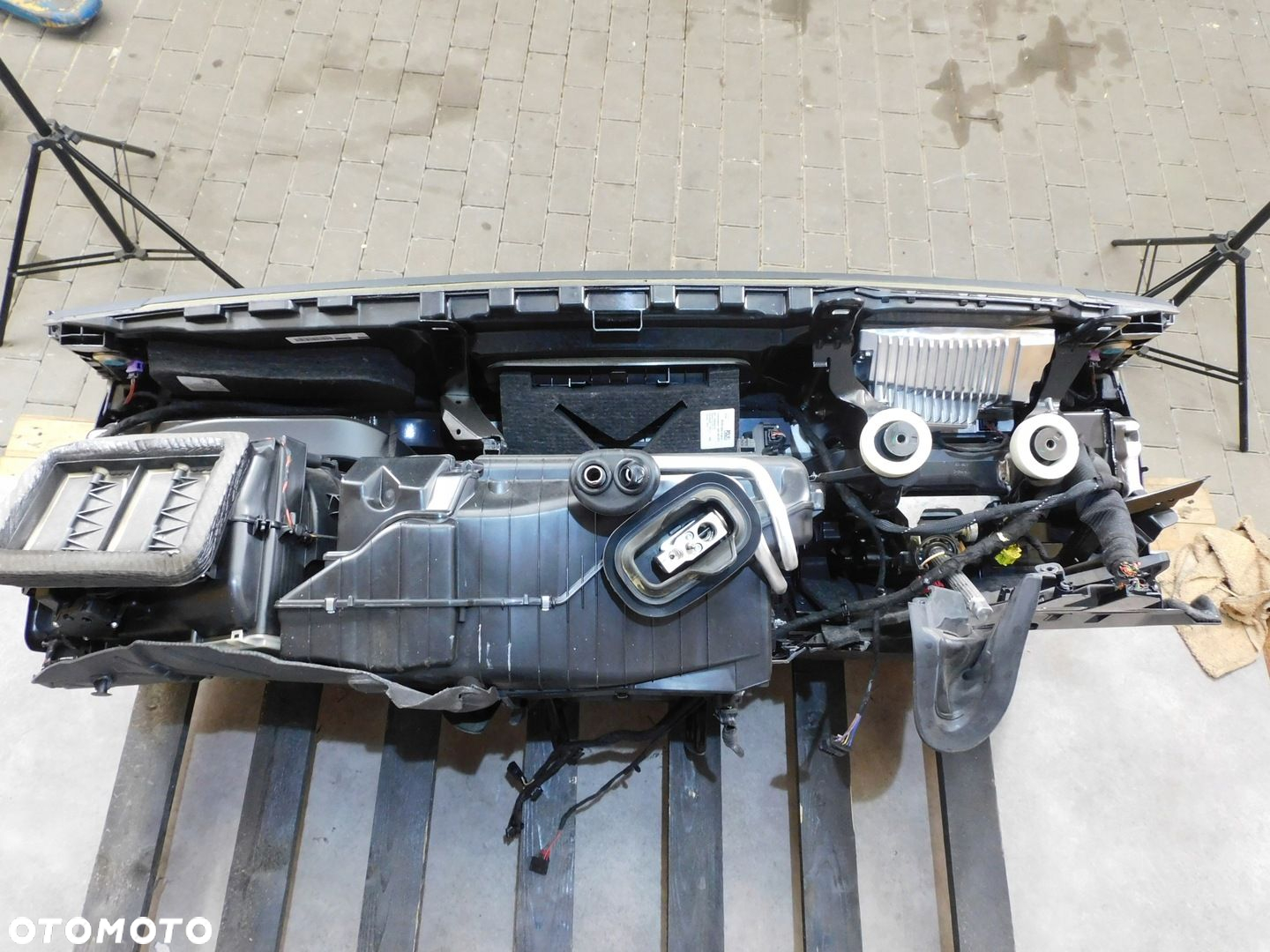 AUDI Q7 4M KONSOLA HUD KOMPLETNA DESKA ROZDZIECZA KOKPIT AIRBAG HEAD UP - 12