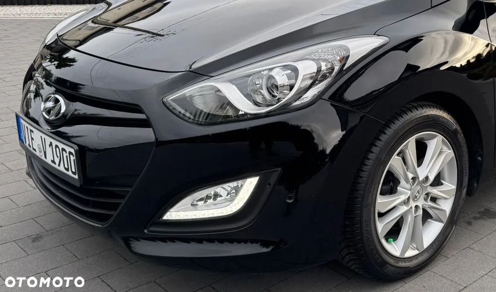 Hyundai i30 1.4 Premium - 11