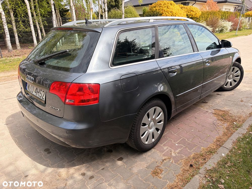 Audi A4 Avant 2.0 TDI DPF - 7