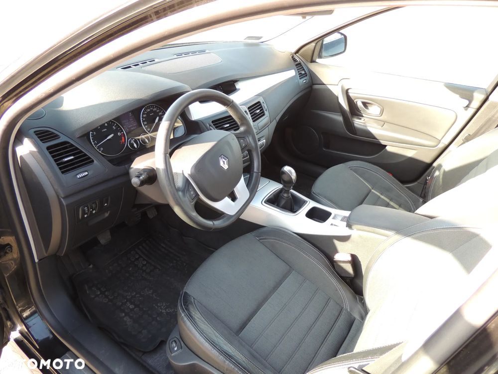 Renault Laguna 2.0 Expression - 8