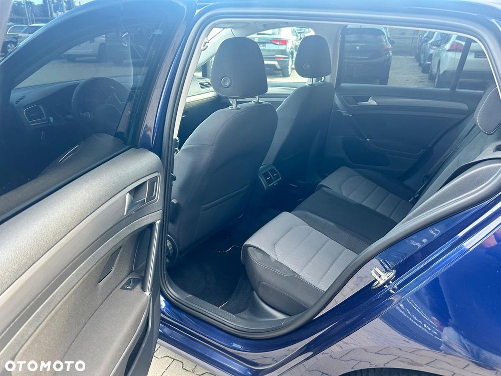 Volkswagen Golf 1.5 TSI BMT Trendline - 23