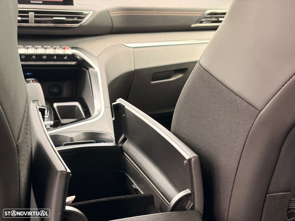 Peugeot 3008 1.2 PureTech GT Line EAT8 - 42