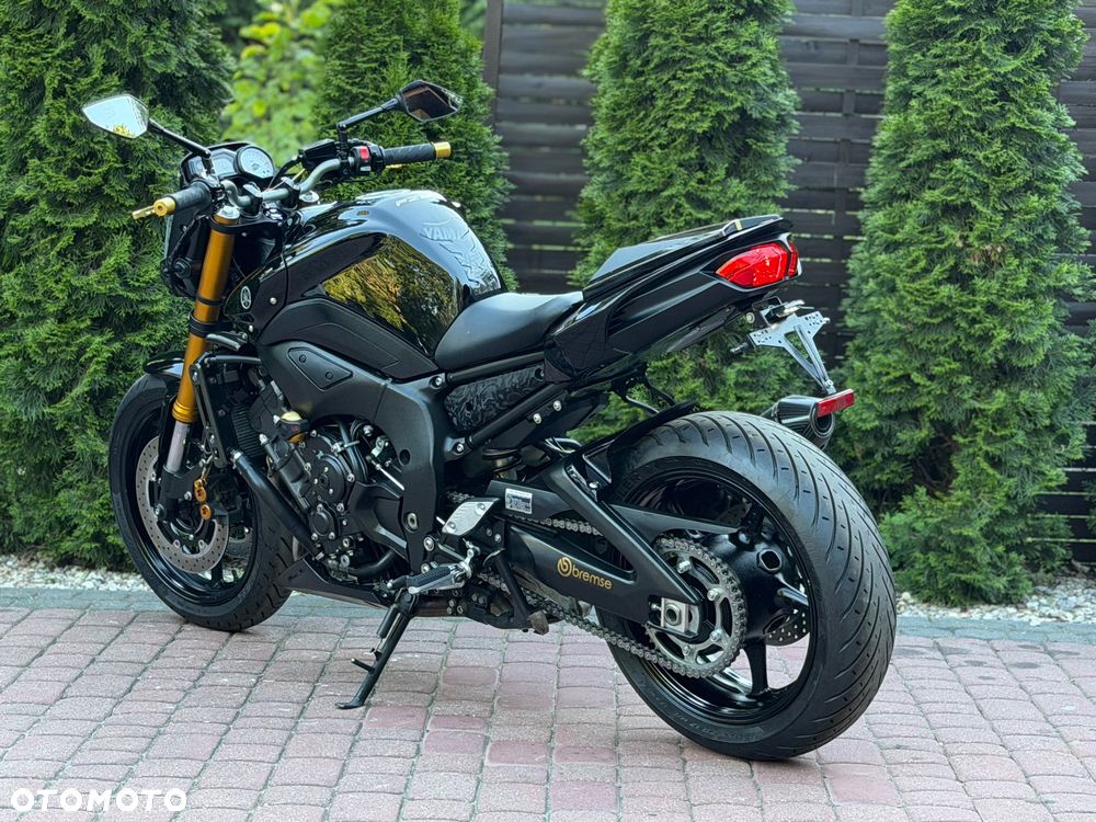 Yamaha FZ8 - 8