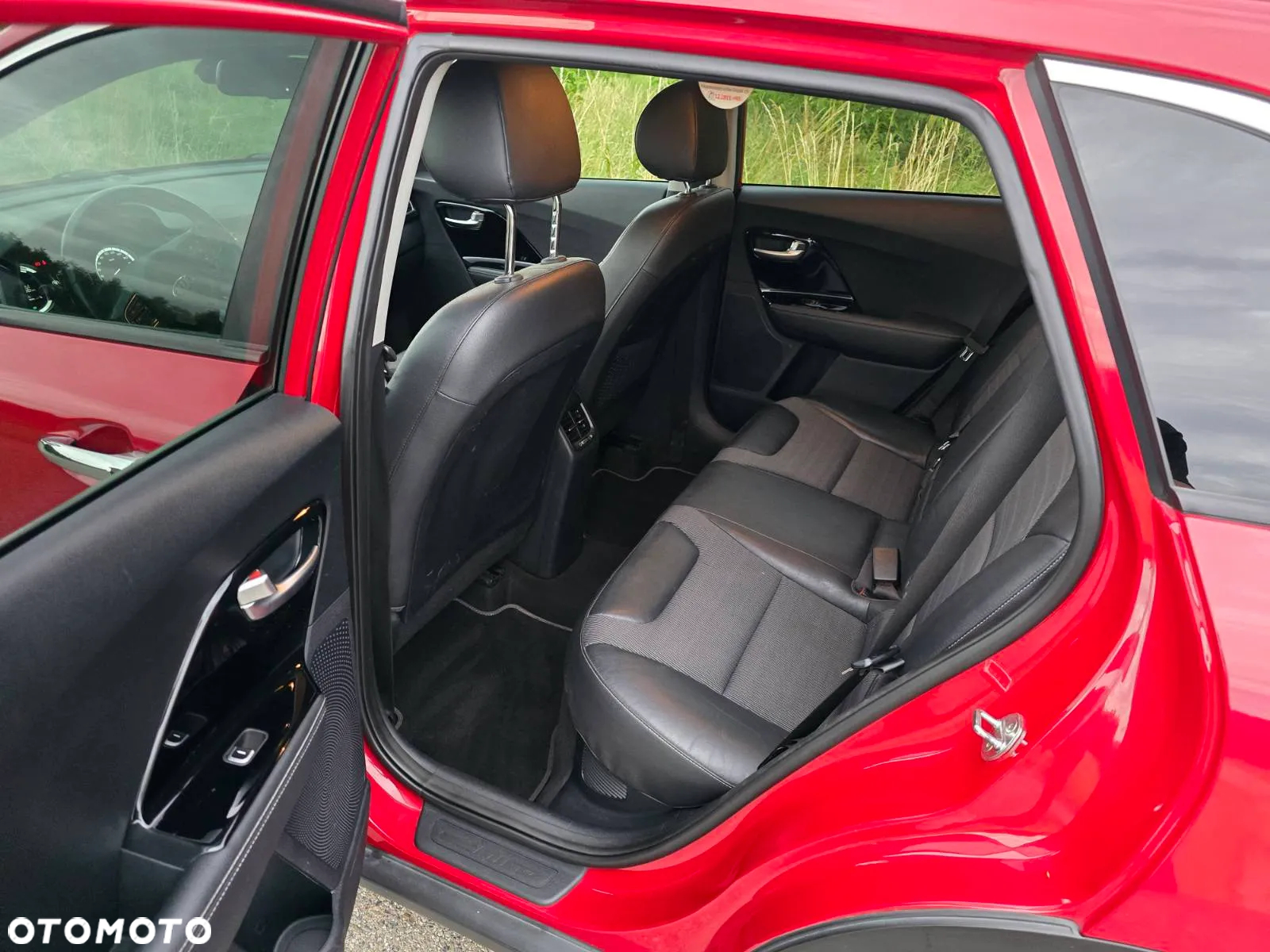 Kia Niro 1.6 GDI Hybrid L - 12
