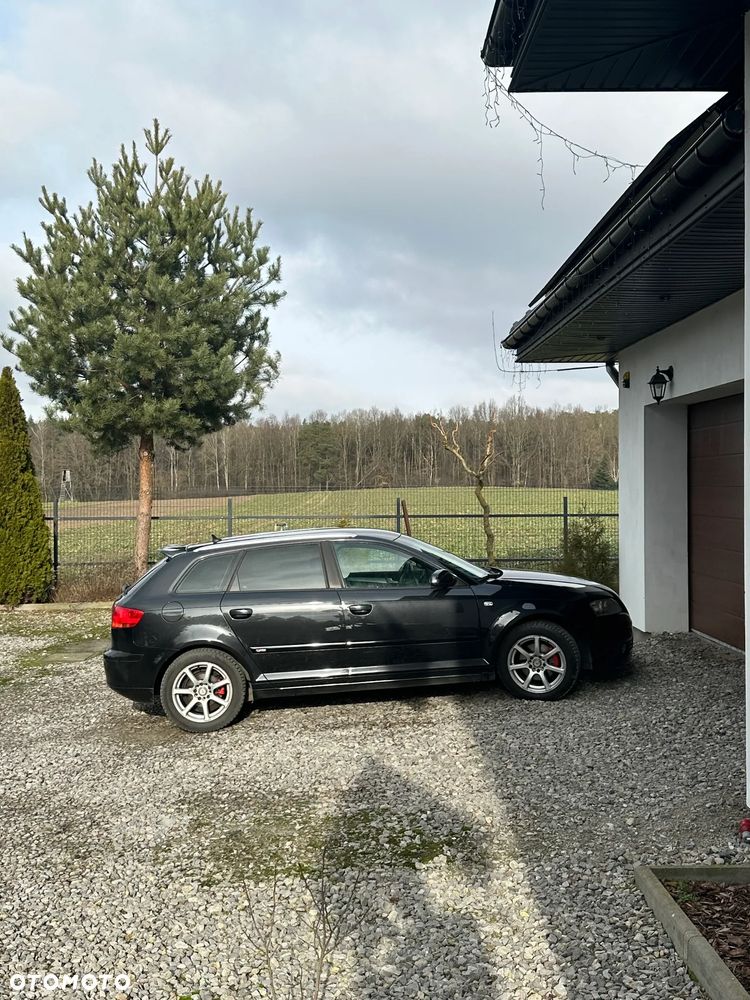 Audi A3 Sportback - 2