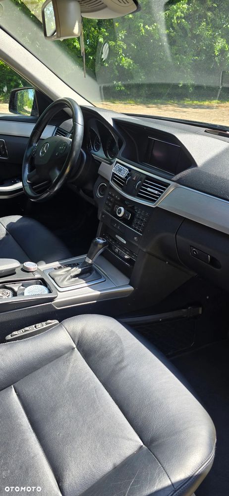 Mercedes-Benz Klasa E 250 CDI DPF BlueEFFICIENCY Automatik Avantgarde - 25