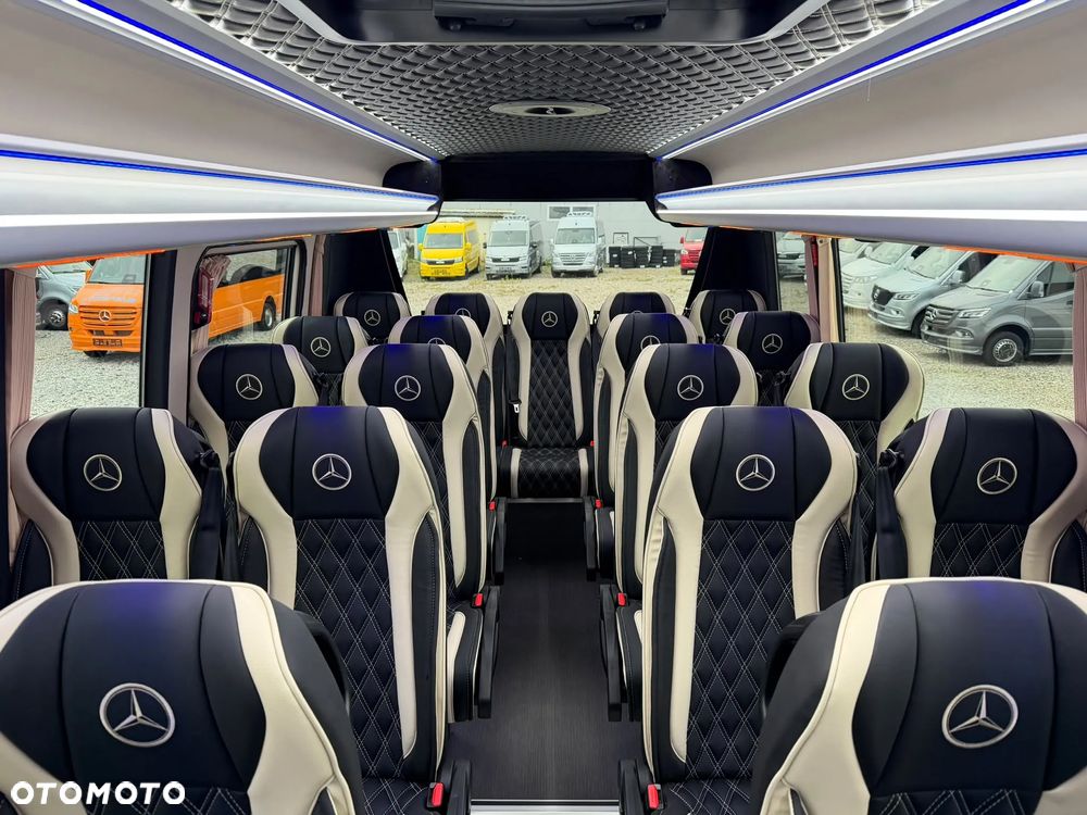 Mercedes-Benz Sprinter 519 - 27