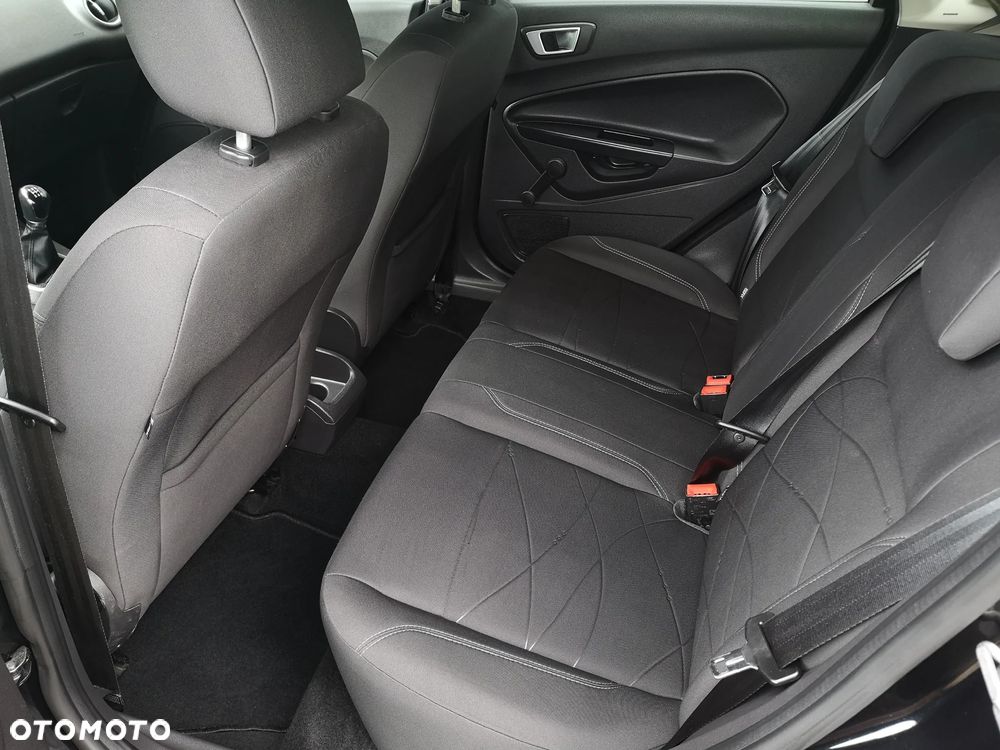 Ford Fiesta 1.25 Titanium - 19