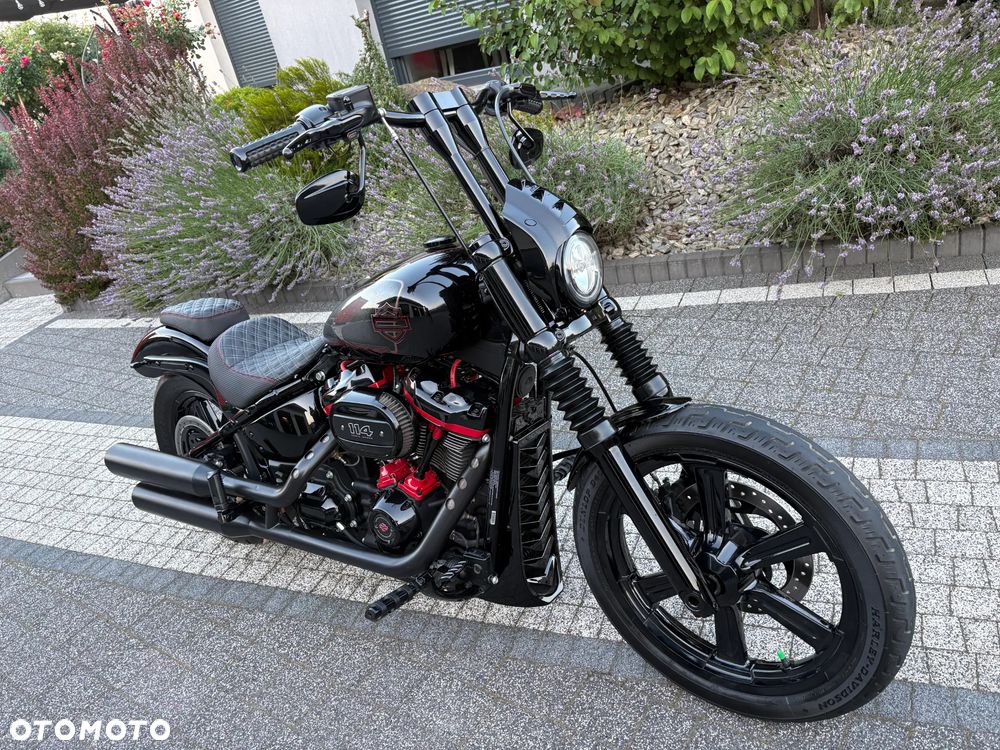 Harley-Davidson Softail Street Bob - 17