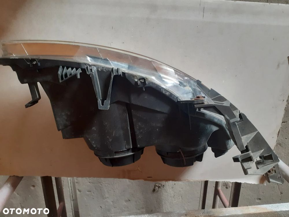 12288 Lampa lewy przód TYC Peugeot 307 SW - 4