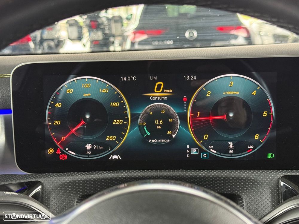 Mercedes-Benz A 180 d AMG Line Aut. - 42