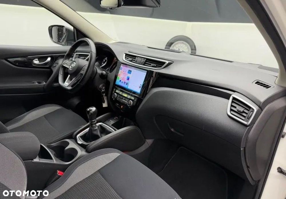 Nissan Qashqai 1.2 DIG-T Visia EU6 - 16