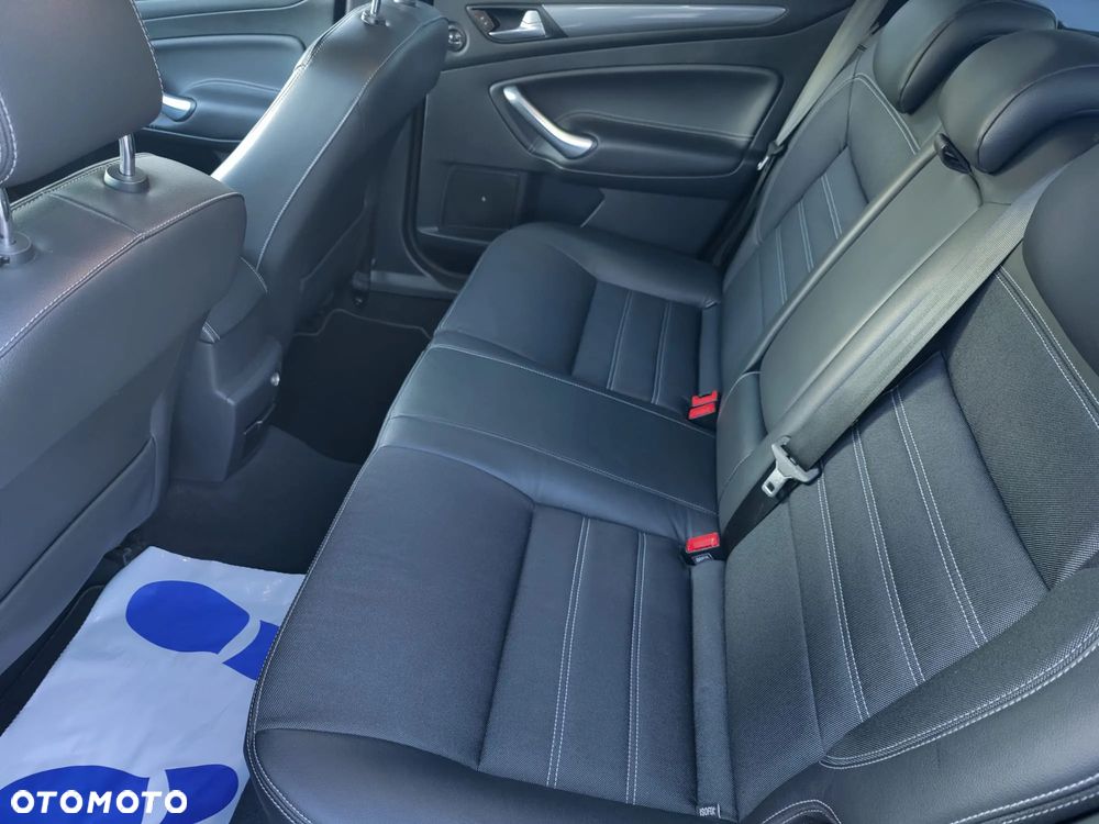 Ford Mondeo 2.0 TDCi Champions Edition - 8