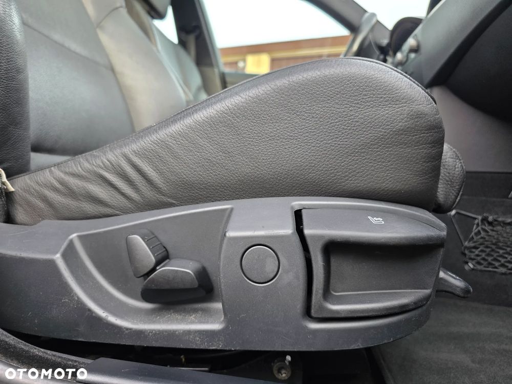 BMW Seria 5 525i - 18