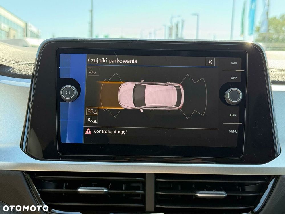 Volkswagen T-Roc 1.5 TSI Life Plus DSG - 23