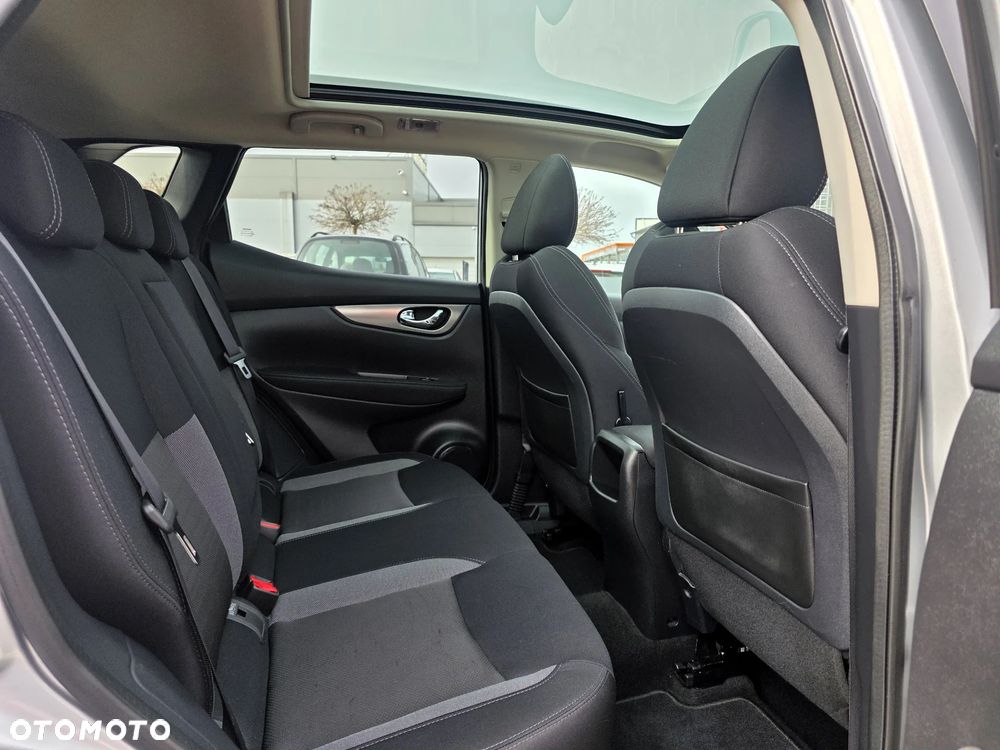 Nissan Qashqai 1.5 dCi DPF 360 - 13