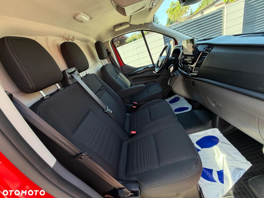 Ford TRANSIT CUSTOM - 12