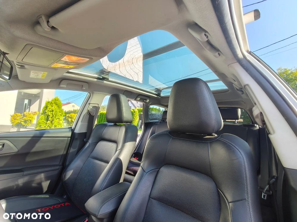 Toyota Auris Hybrid 135 Prestige - 12