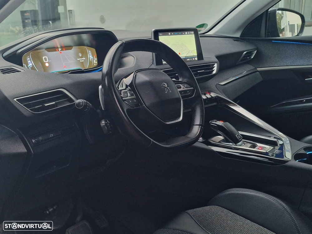 Peugeot 3008 PureTech 130 Stop & Start GPF EAT8 Allure - 9