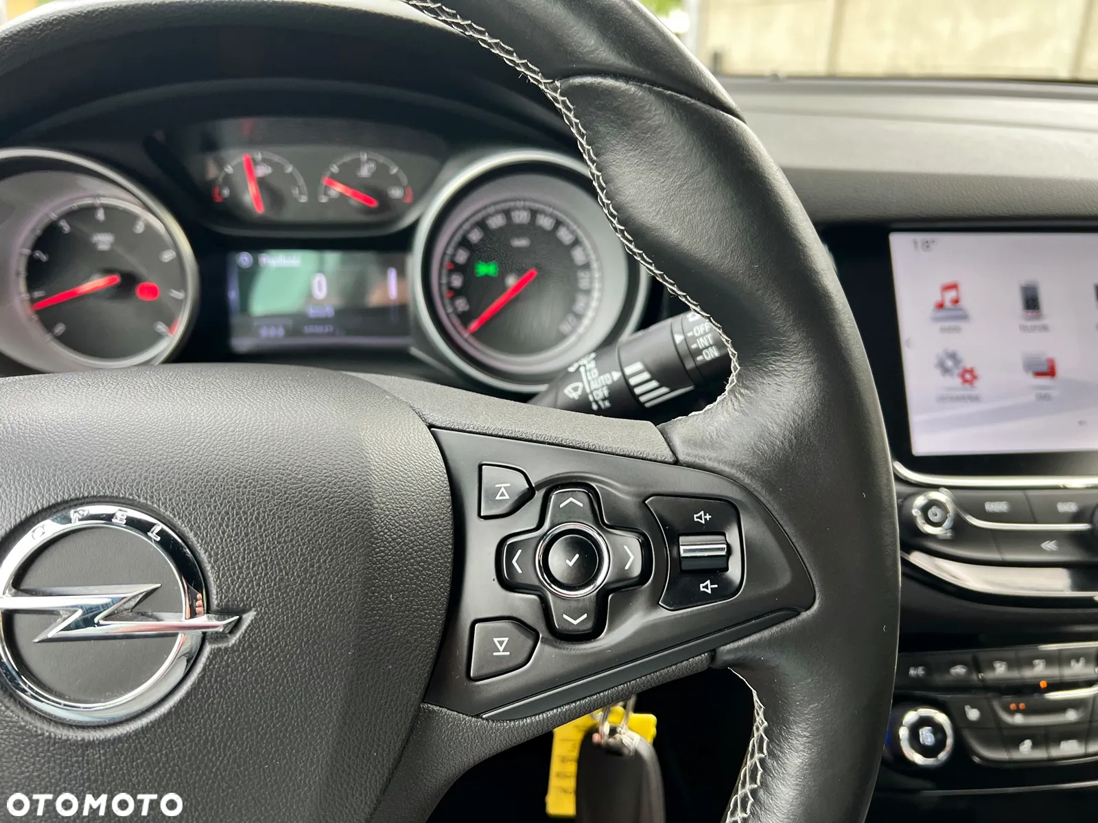 Opel Astra 1.4 Turbo Innovation - 25