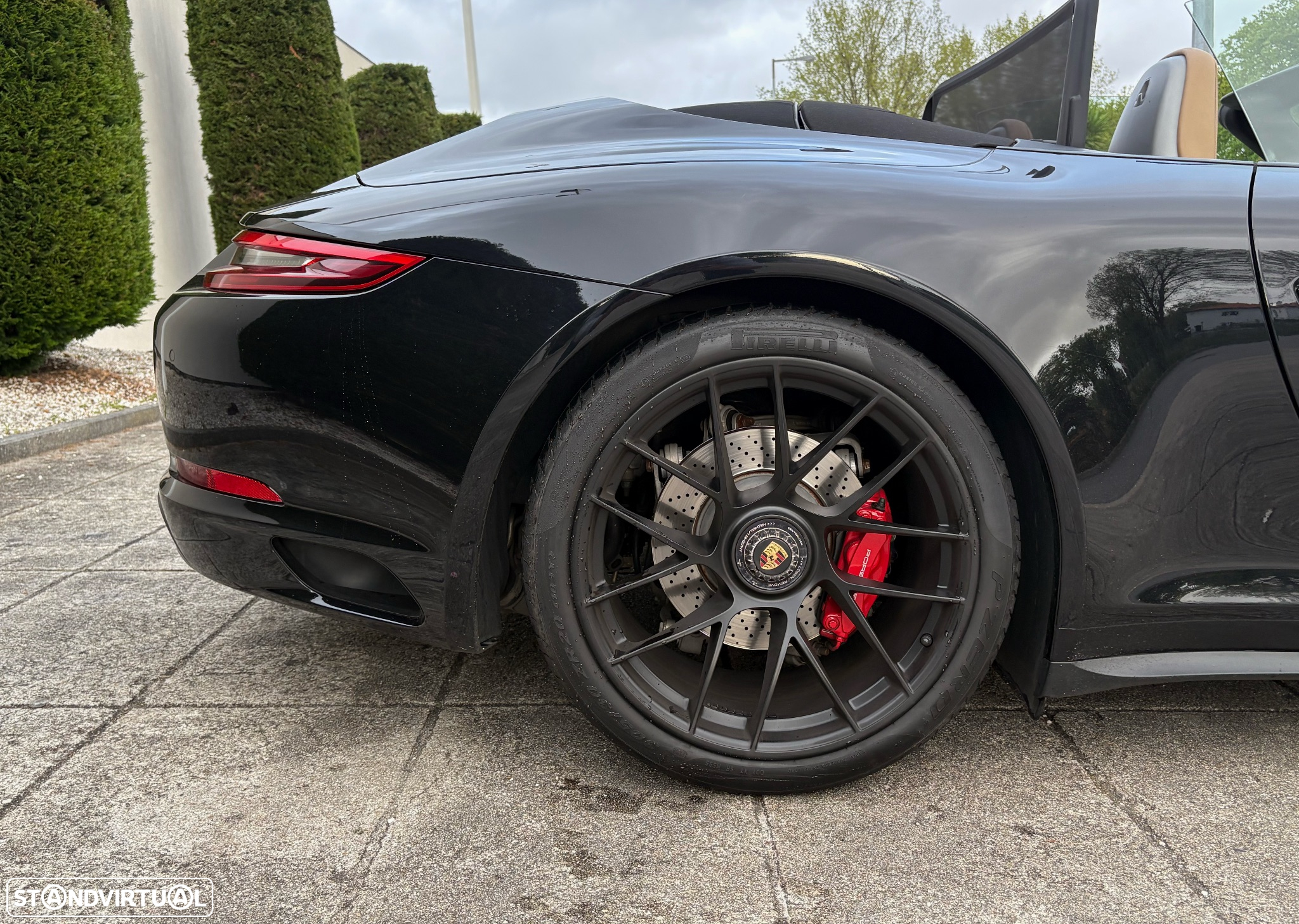 Porsche 911 (991) Carrera GTS PDK - 25